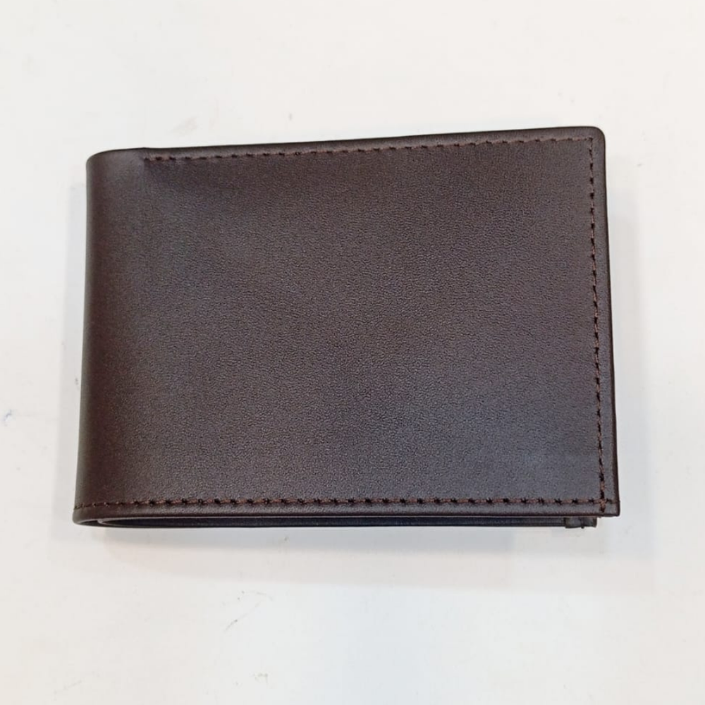 Leather Wallet – Classic & Practical Design